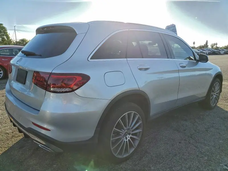2020 MERCEDES-BENZ GLC 300  