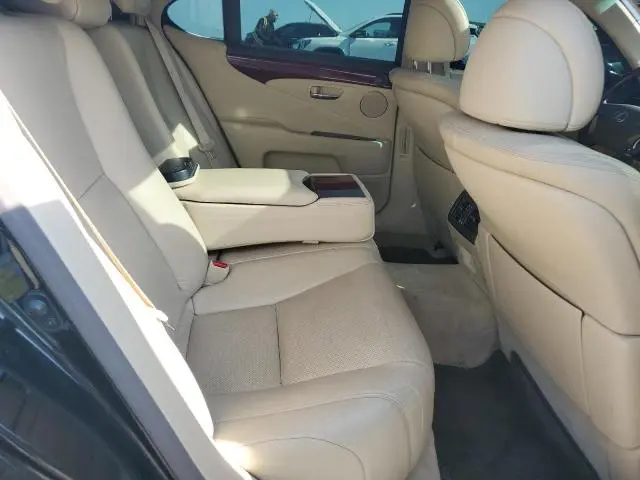 2012 LEXUS LS 460  