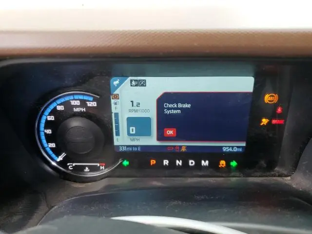 2024 FORD BRONCO OUTER BANKS  