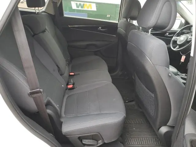 2016 KIA SORENTO LX  