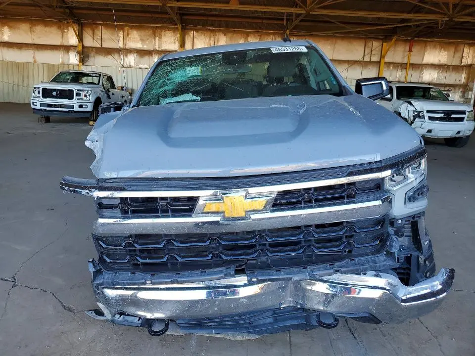 2024 CHEVROLET SILVERADO K1500 LT  