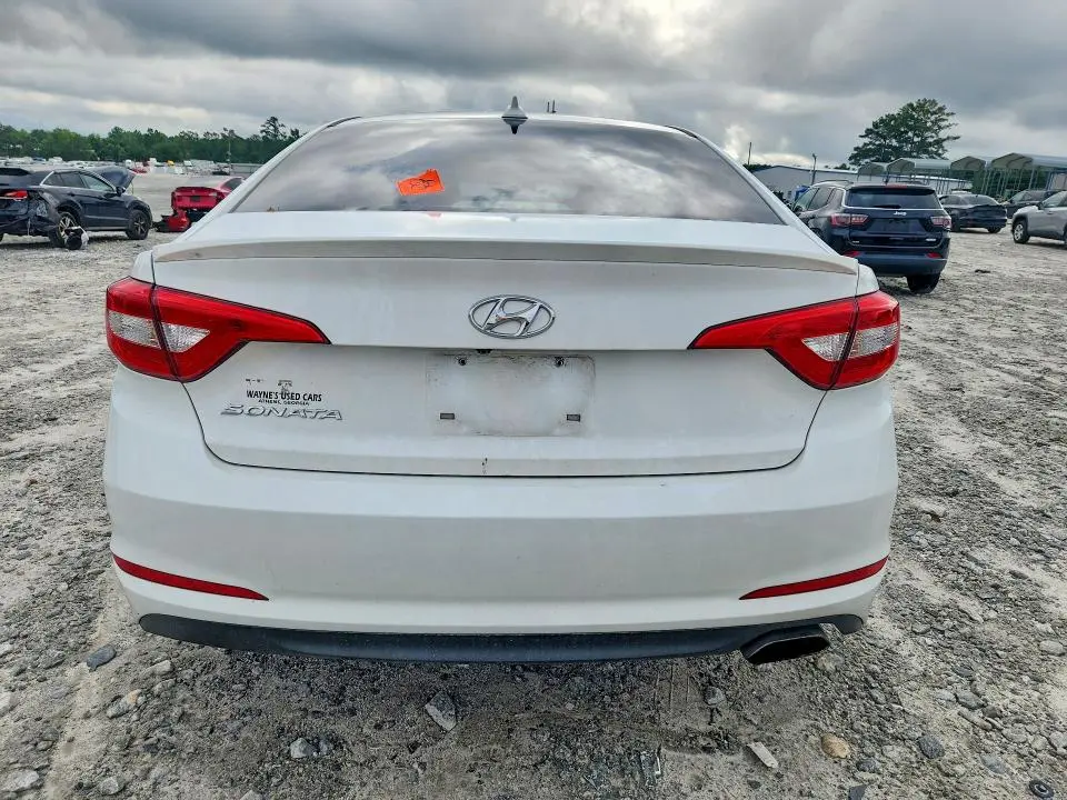 2017 HYUNDAI SONATA SE  
