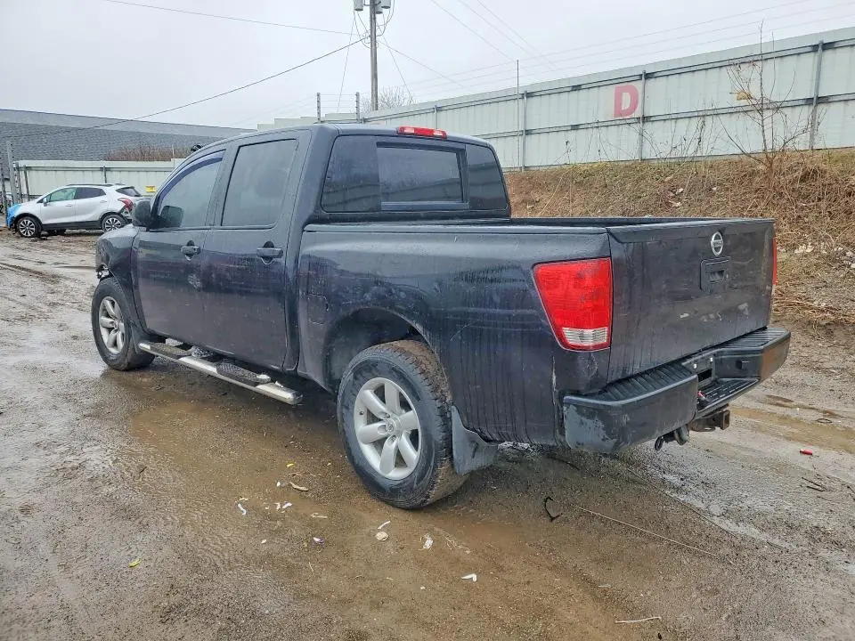 2013 NISSAN TITAN S  