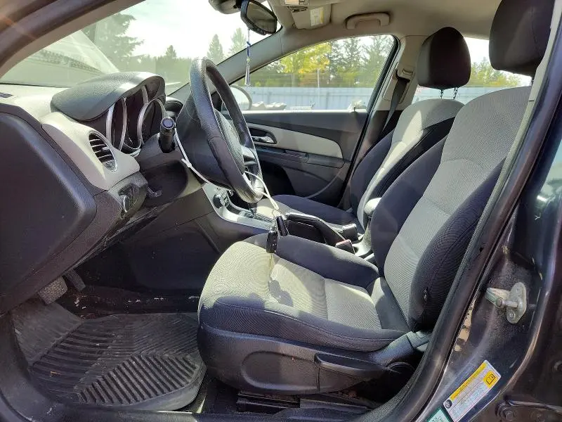 2013 CHEVROLET CRUZE LS  