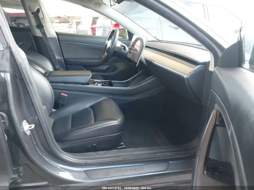 2020 TESLA MODEL 3 STANDARD RANGE PLUS REAR-WHEEL DRIVE/STANDARD RANGE REAR-WHEEL DRIVE