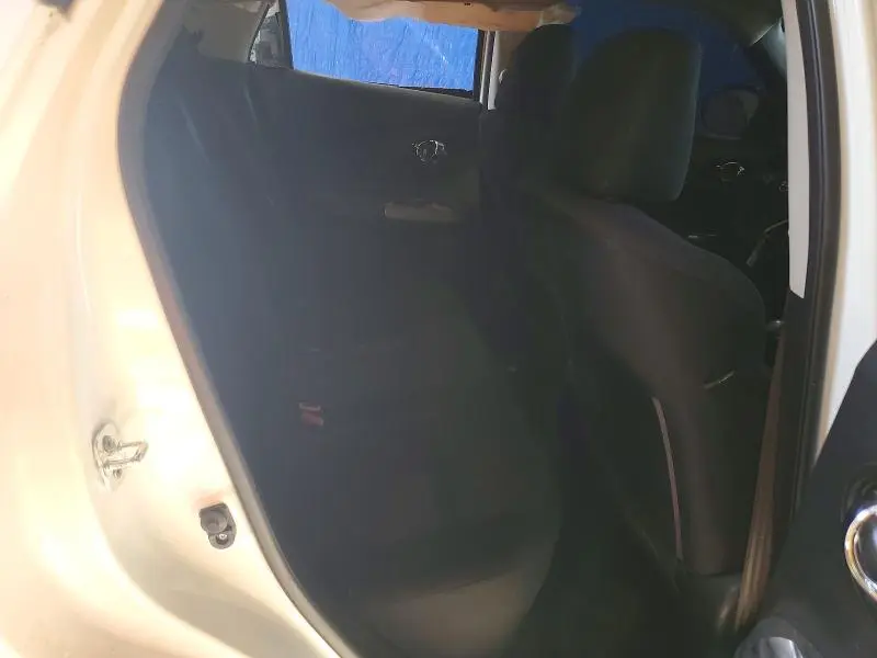 2014 NISSAN JUKE S  