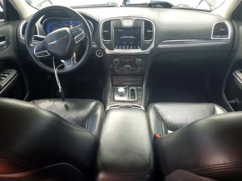 2017 CHRYSLER 300 LIMITED  