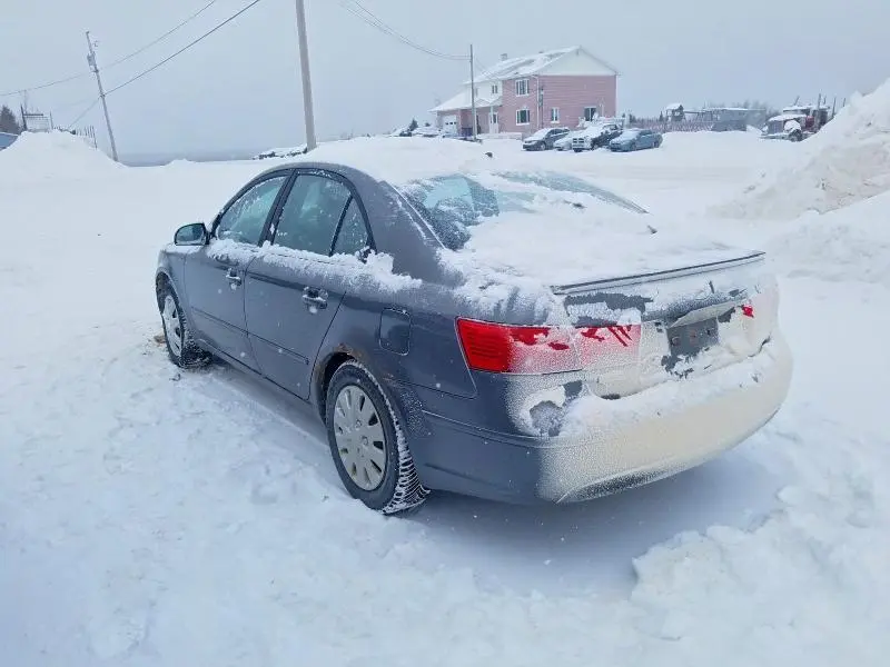 2010 HYUNDAI SONATA GLS  