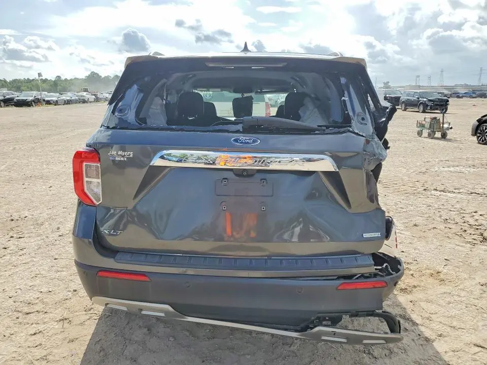 2020 FORD EXPLORER XLT  
