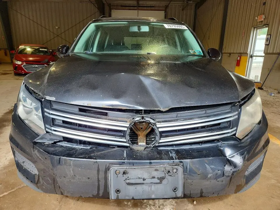 2017 VOLKSWAGEN TIGUAN S  