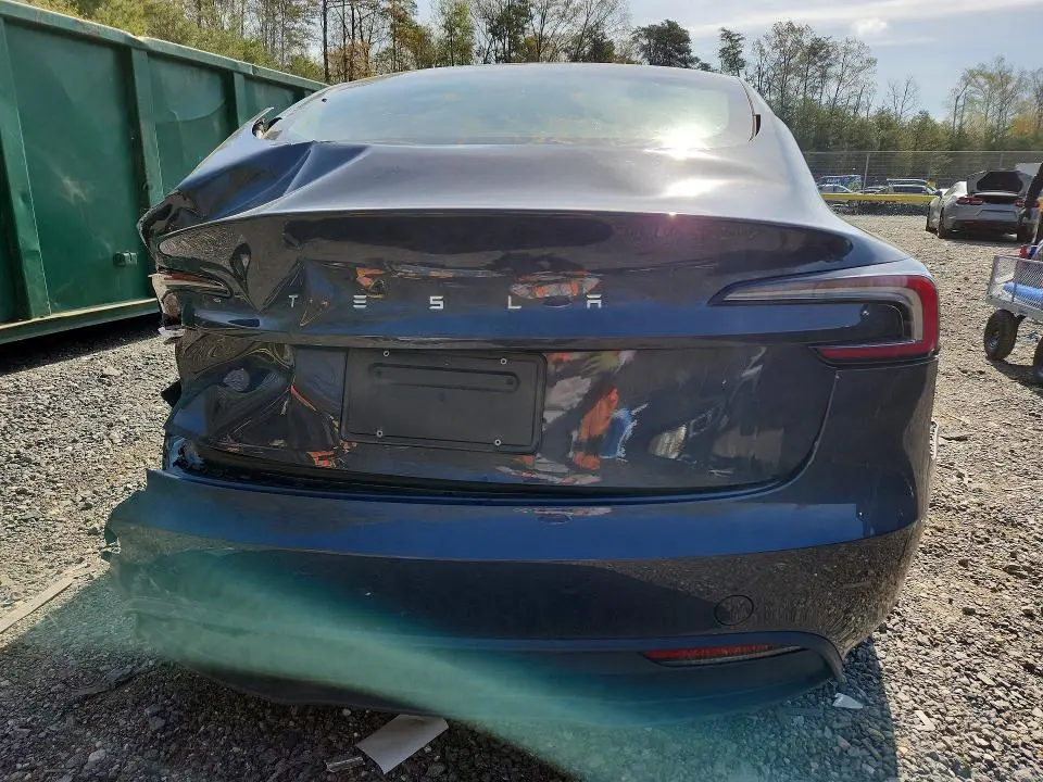 2024 TESLA MODEL 3   
