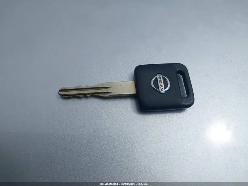 2011 NISSAN VERSA 1.6