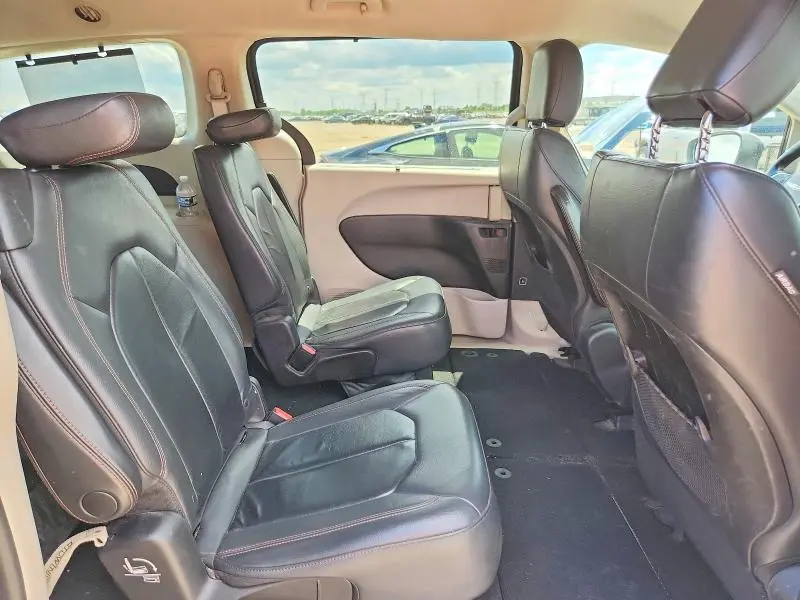 2017 CHRYSLER PACIFICA TOURING L  