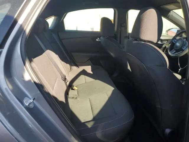 2023 KIA FORTE GT LINE  