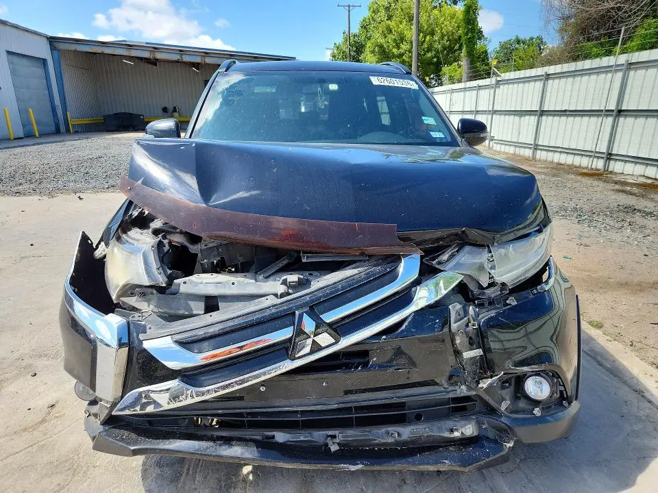 2018 MITSUBISHI OUTLANDER SE  