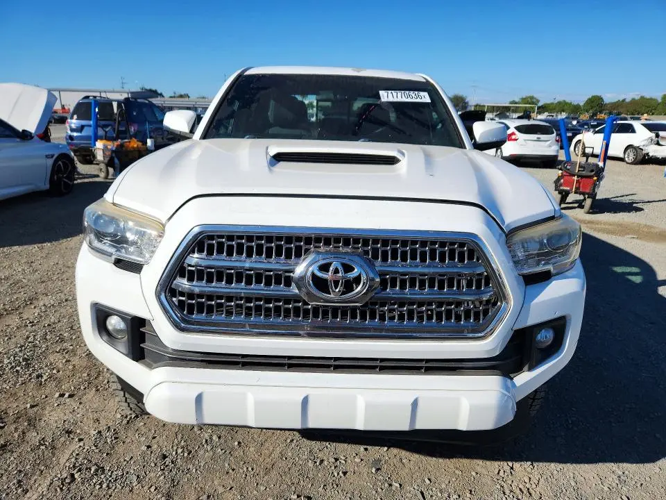 2017 TOYOTA TACOMA TRD SPORT  