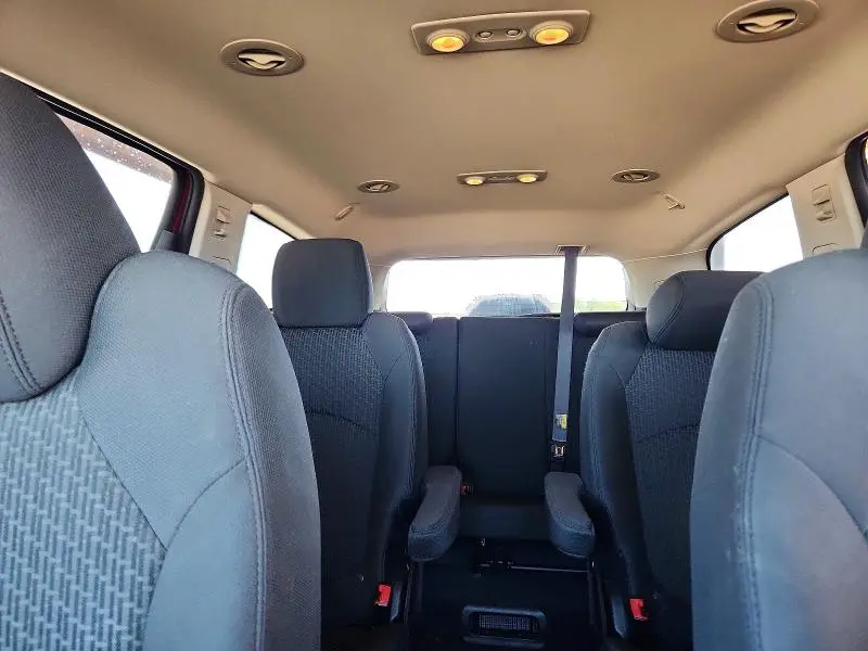 2012 CHEVROLET TRAVERSE LT  