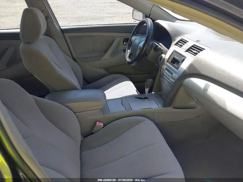 2011 TOYOTA CAMRY HYBRID  