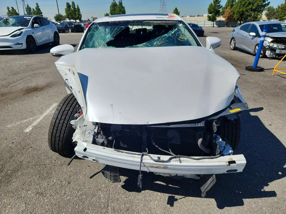 2013 LEXUS ES 300H  