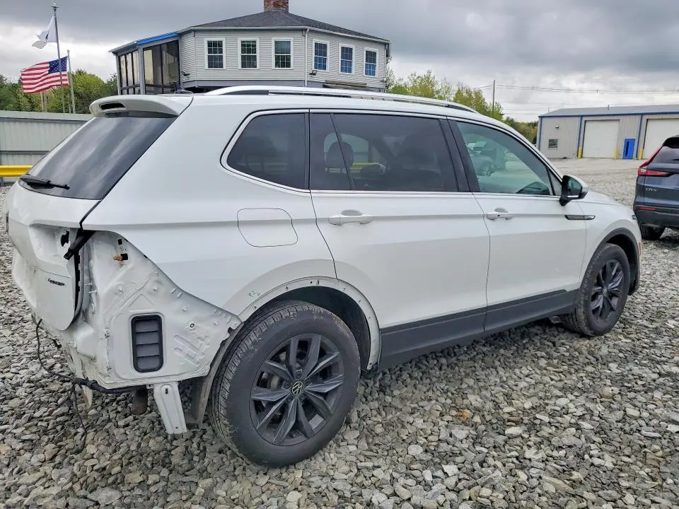 2024 VOLKSWAGEN TIGUAN SE  