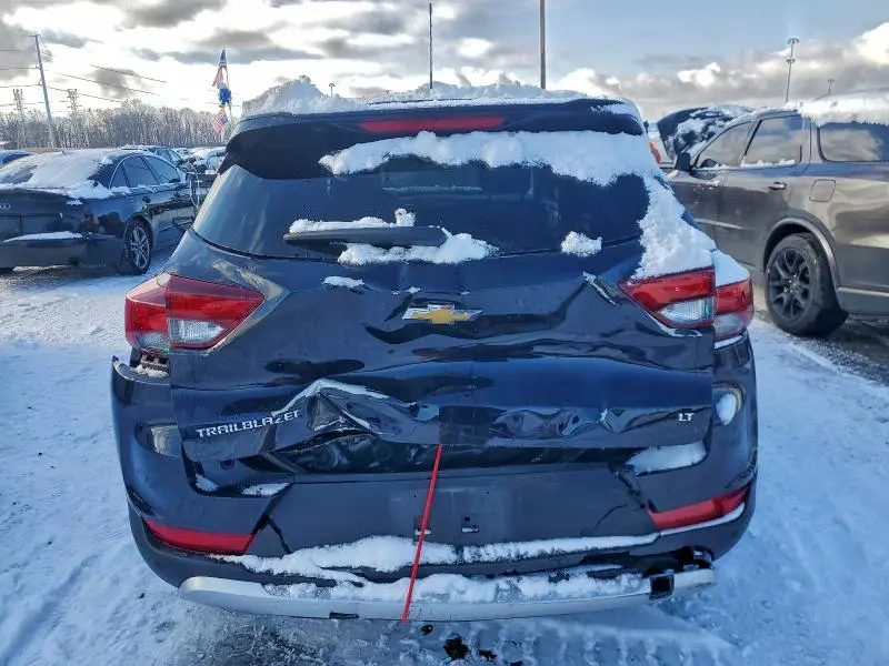 2021 CHEVROLET TRAILBLAZER LT  