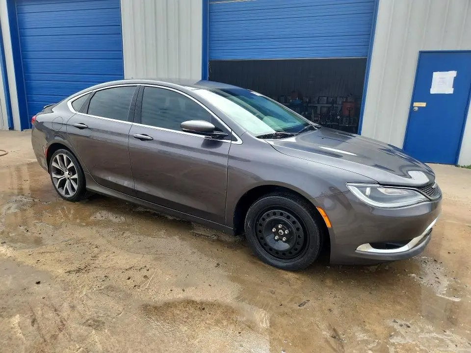 2016 CHRYSLER 200 C  