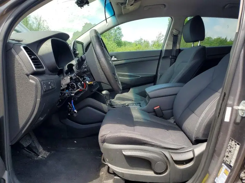 2020 HYUNDAI TUCSON SE  