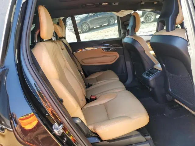 2018 VOLVO XC90 T6  