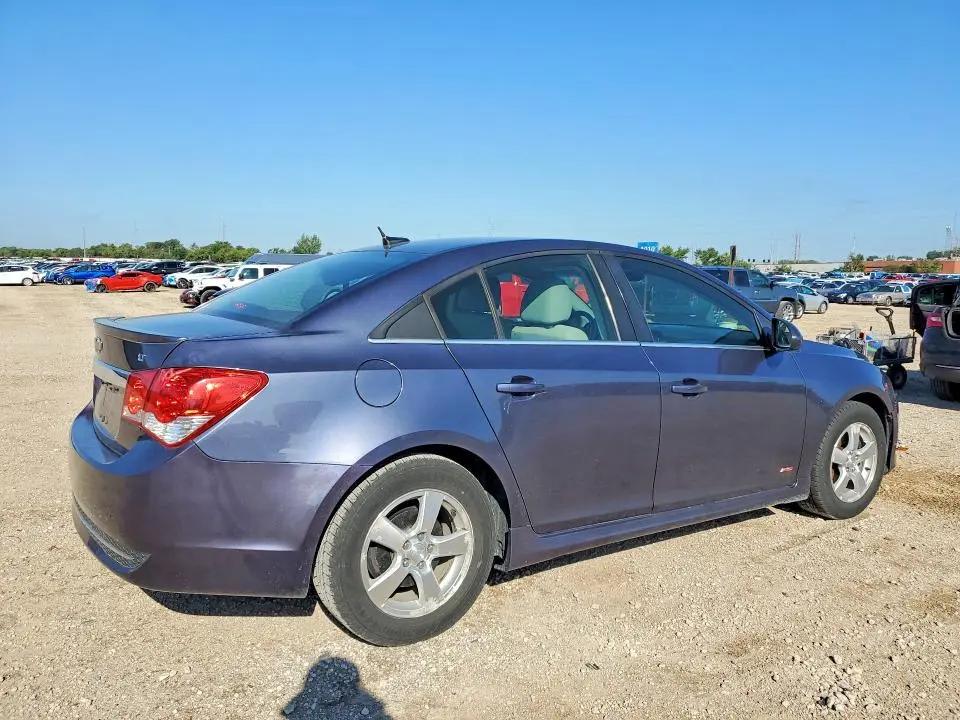 2013 CHEVROLET CRUZE LT  