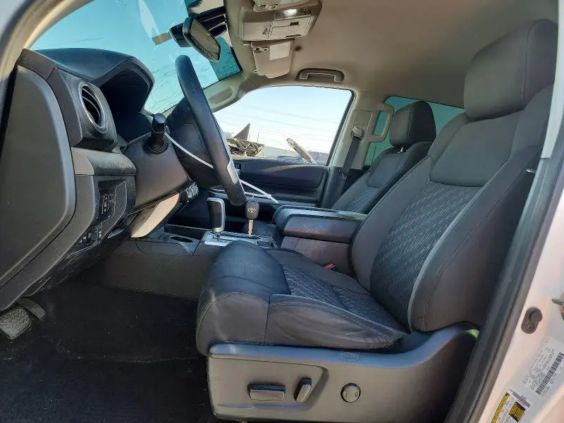 2019 TOYOTA TUNDRA CREWMAX SR5  