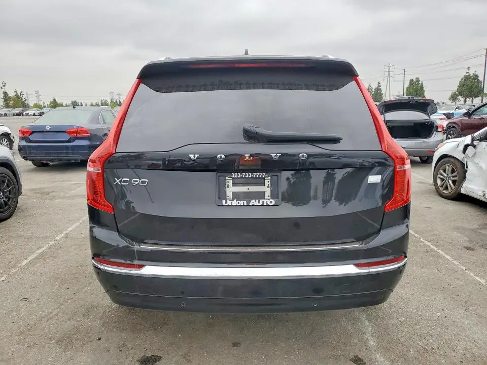 2023 VOLVO XC90 PLUS  