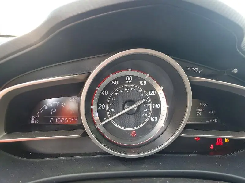 2015 MAZDA 3 TOURING  
