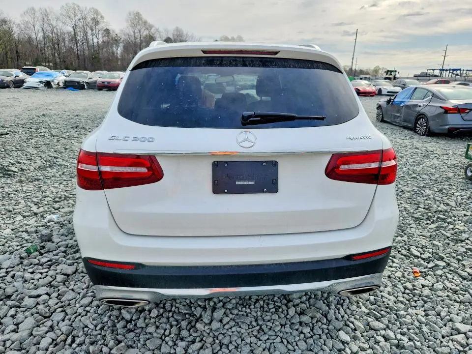2018 MERCEDES-BENZ GLC 300 4MATIC  