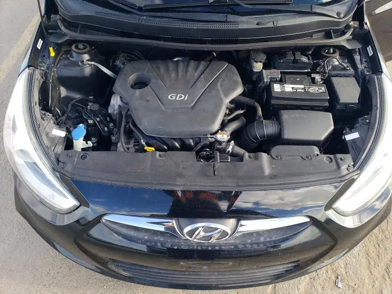 2014 HYUNDAI ACCENT SE  