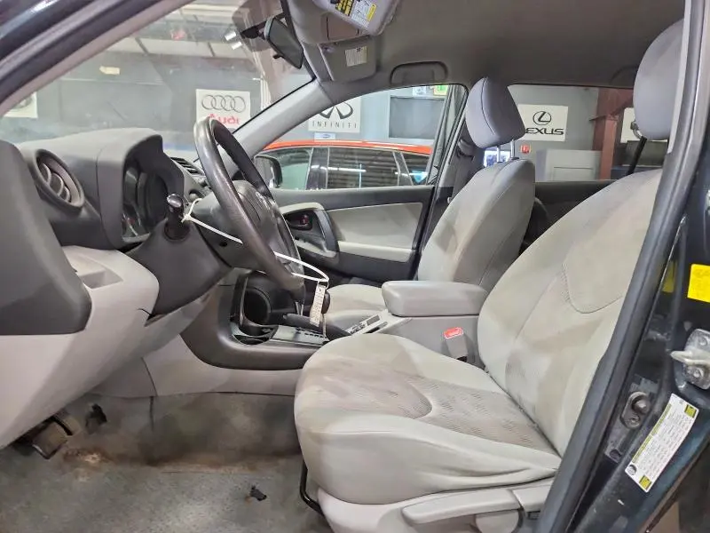 2011 TOYOTA RAV4 BASE  