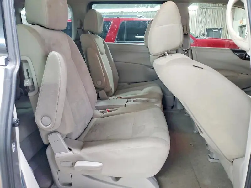 2016 NISSAN QUEST 3.5 SV  