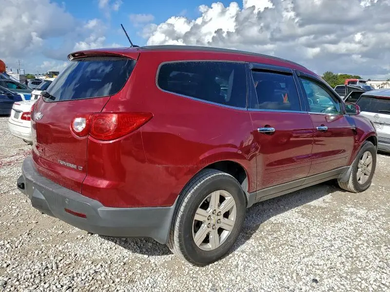 2011 CHEVROLET TRAVERSE LT  
