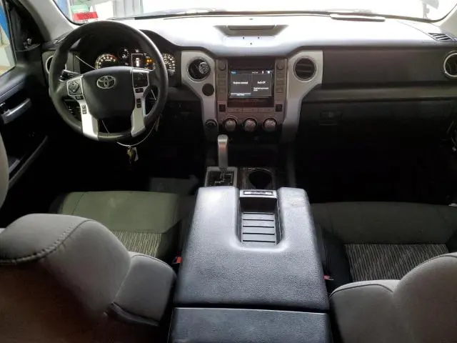2018 TOYOTA TUNDRA CREWMAX SR5