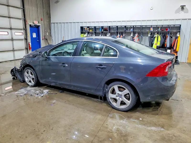 2012 VOLVO S60 T5  