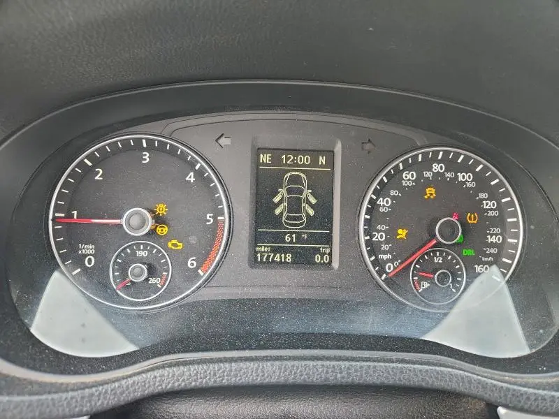 2012 VOLKSWAGEN PASSAT SE  