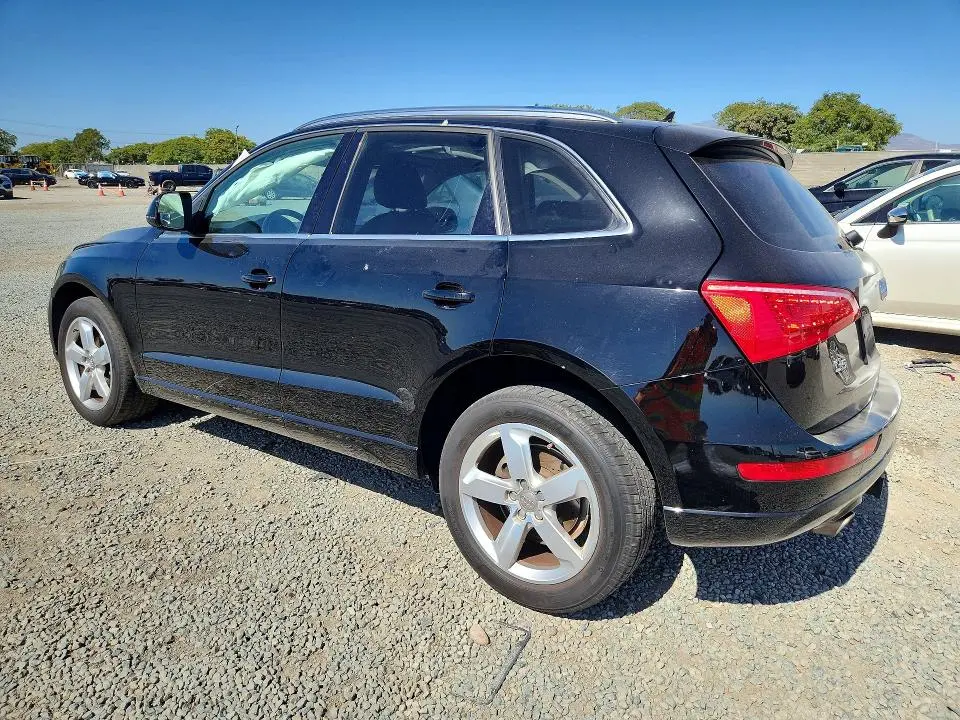 2010 AUDI Q5 PREMIUM PLUS  
