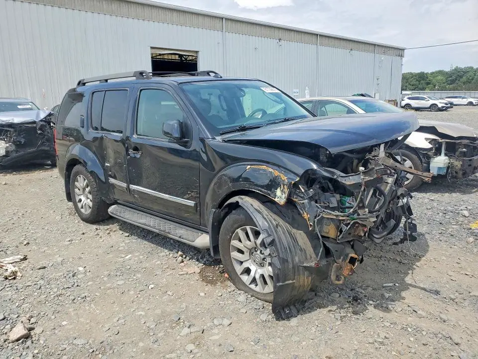 2010 NISSAN PATHFINDER S  
