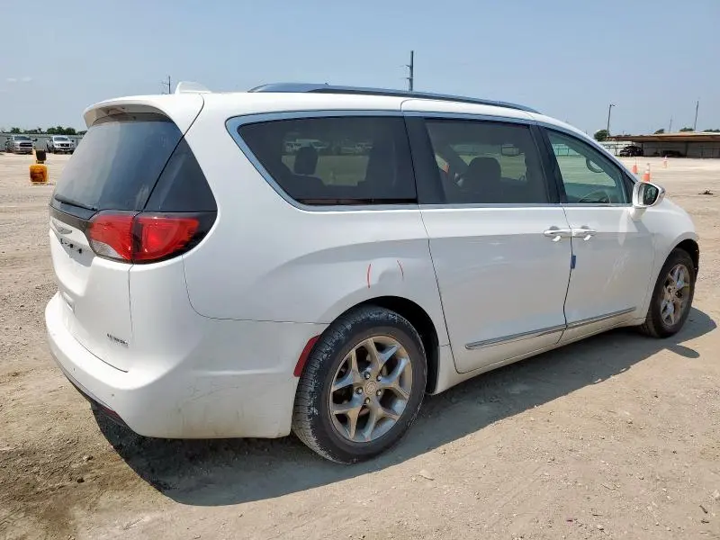 2018 CHRYSLER PACIFICA LIMITED  