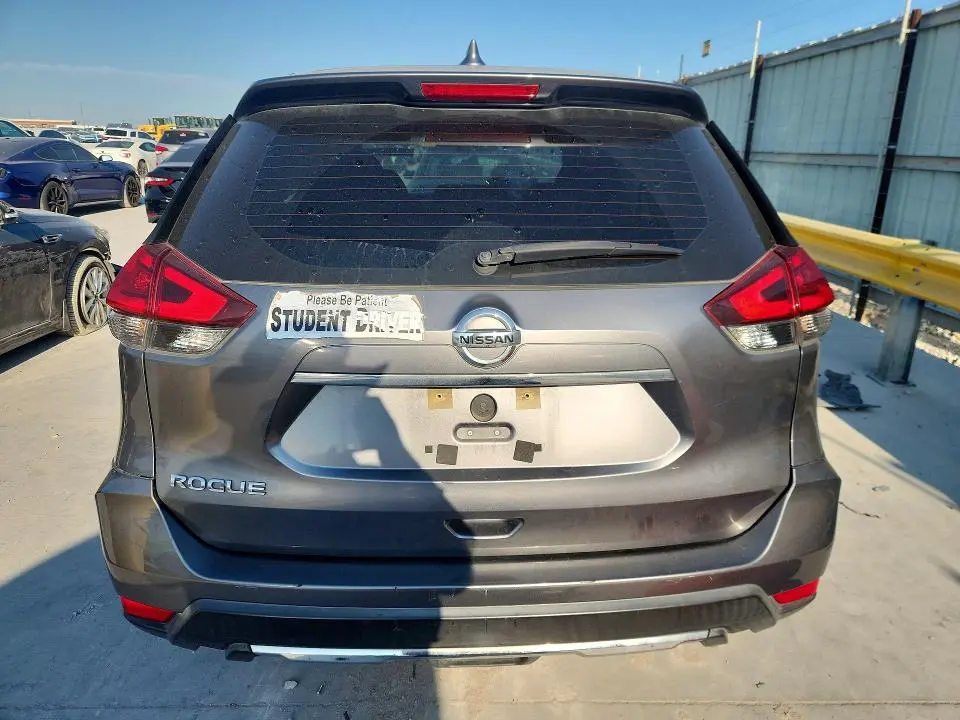 2017 NISSAN ROGUE S  