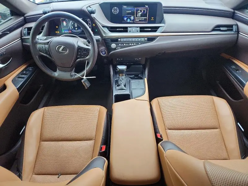 2021 LEXUS ES 300H  
