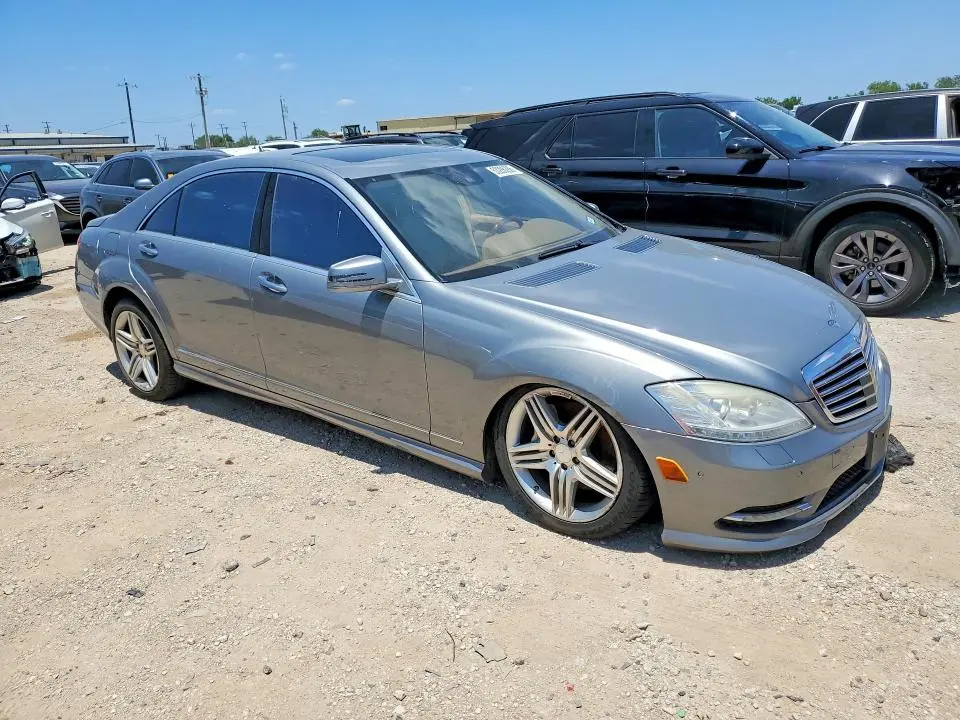 2013 MERCEDES-BENZ S 550  
