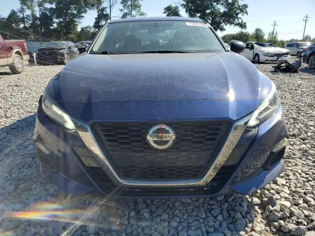 2019 NISSAN ALTIMA SR  