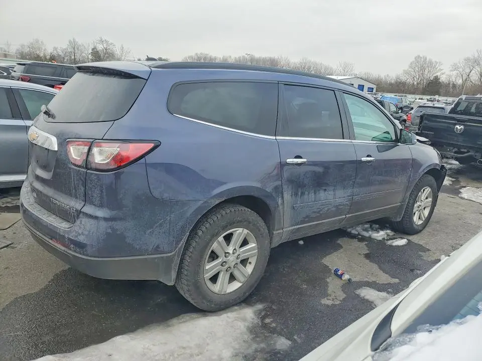 2014 CHEVROLET TRAVERSE LT  