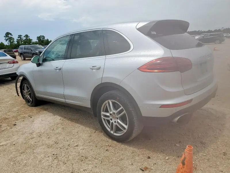 2016 PORSCHE CAYENNE   