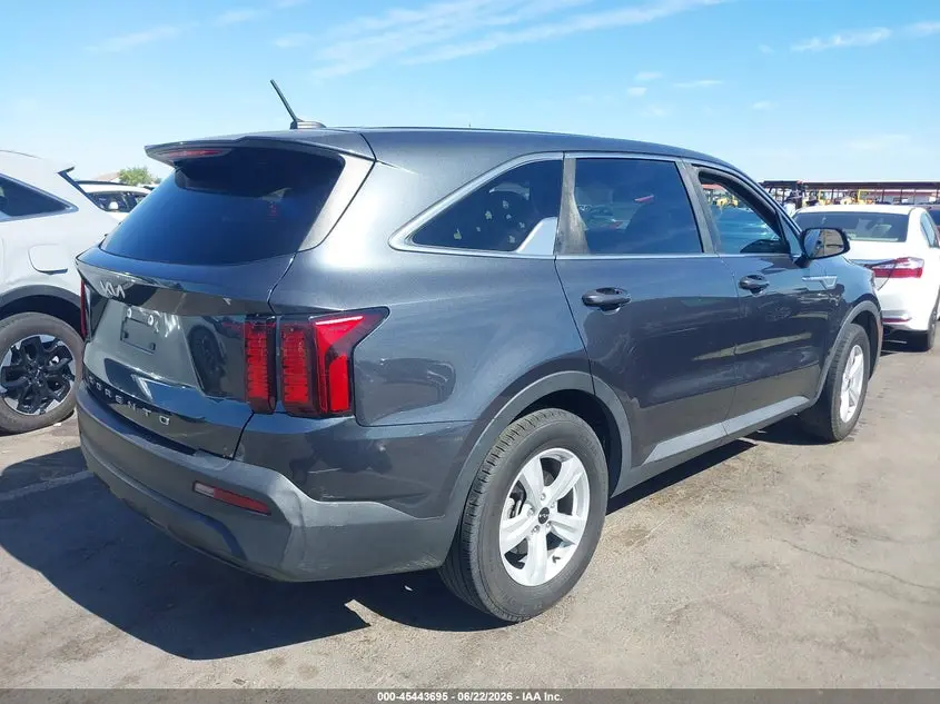 2022 KIA SORENTO LX